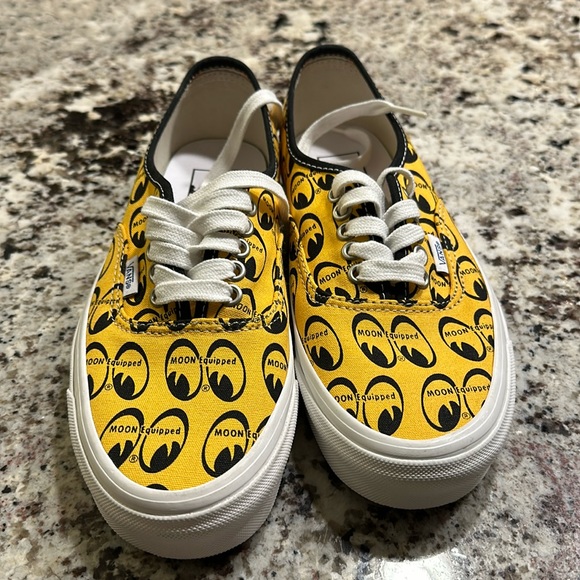 Vans Other - Vans x Mooneyes Authentic Style 44 Anaheim Factory Shoes 6.5M 8.0W Moon Equipped